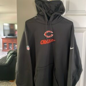 Nike Therma-fit Chicago Bears Performance Hoody.